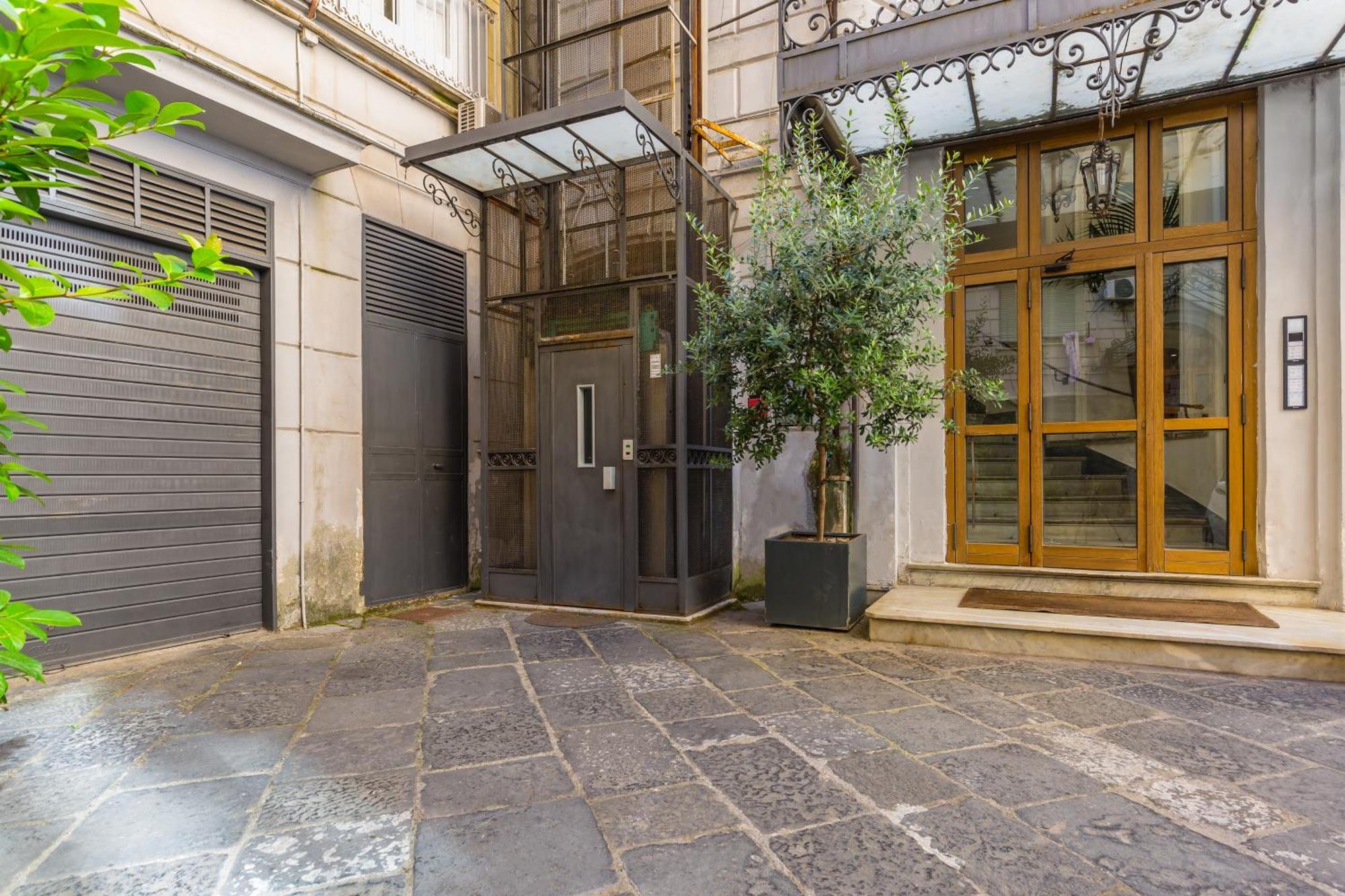 Residenza Trinità Maggiore Naples Extérieur photo