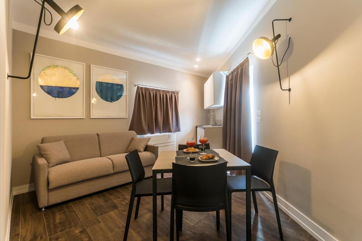 Residenza Trinità Maggiore Naples Extérieur photo